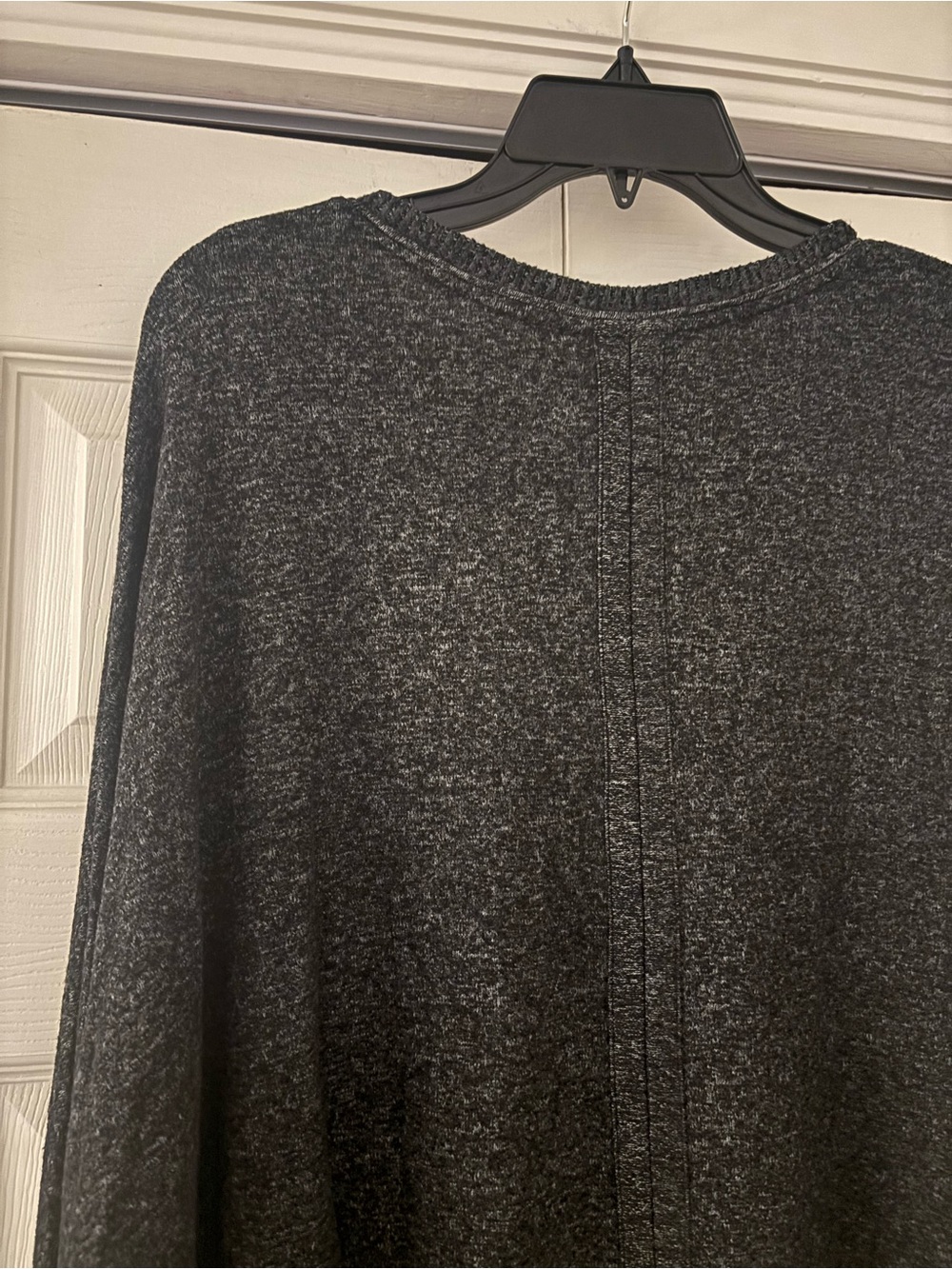 ANTHROPOLOGIE Charcoal Gray V-Neck Dolan Sleeve Sweater - Picture 12 of 12